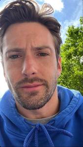 rencontre avec Dustin