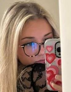Femme célibataire 21 ans à Nice