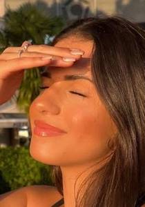 Femme coquine  super chaude à plan-cul-pouze