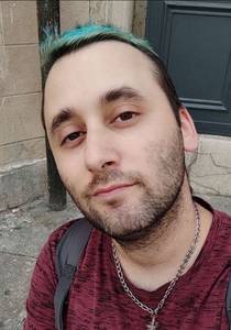 Tu veux prendre contact? célibataire de Torcy