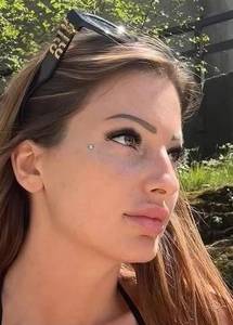 Petite coquine  de 32ans 