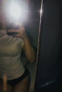 Jade, femme coquine de 18 ans - Florian�polis