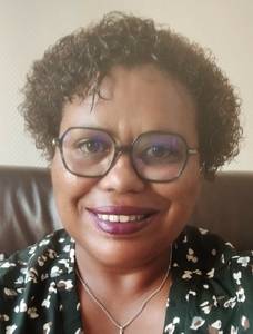 Femme célibataire 52 ans à Troyes