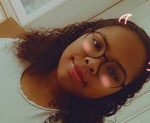 Ilana, femme coquine de 18 ans - Moselle