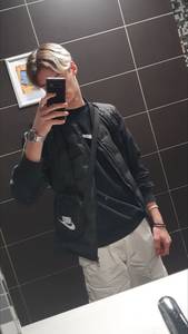 Photo du profil Leroy, 21 ans à Caen