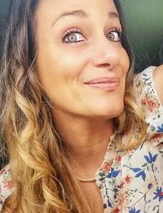 Femme célibataire 32 ans à Reims