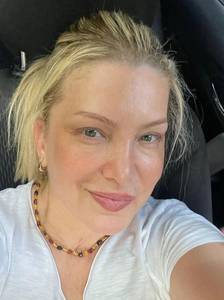 Femme célibataire 37 ans à Aubenas