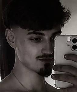 Photo du profil Leonard, 20 ans à Domqueur