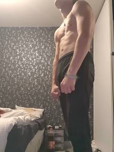 Tu veux prendre contact? célibataire de Paris