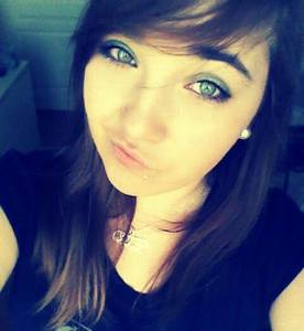 Femme célibataire 20 ans à Epinal
