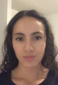 Femme célibataire 24 ans à Nimes