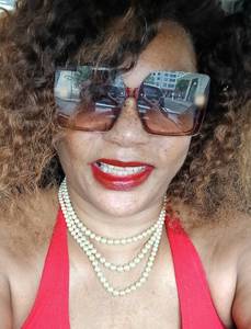 Femme célibataire 45 ans à Laval