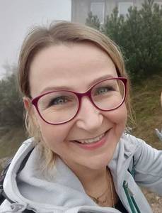 Femme célibataire 37 ans à Metz