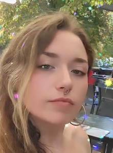 Femme célibataire 21 ans à Le Puy-en-Velay