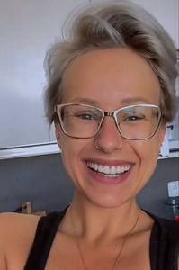 Femme célibataire 32 ans à Nimes