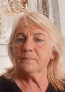 Femme célibataire 65 ans à Aix-en-Provence