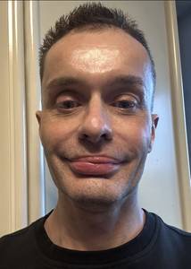 https://x.mediascdn.net/face/sm/c8b3ffc00a22fcbbf825966bb83804207aac8bf658fd41ff93454196b229c90e.jpeg