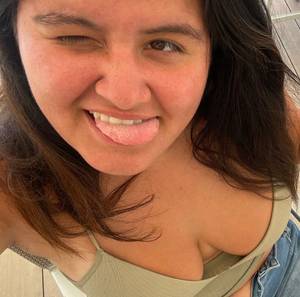 Femme célibataire 19 ans à Cannes