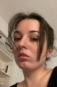 Femme célibataire 24 ans à Laval