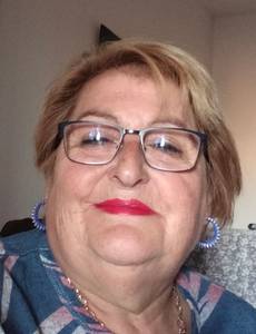 Femme célibataire 62 ans à Renens