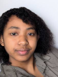 Femme célibataire 22 ans à La Louvière