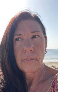 Femme célibataire 58 ans à Nantes