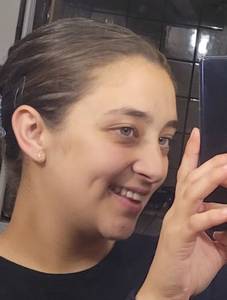 Larosas, femme coquine de 21 ans - Tarn