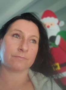 Femme célibataire 56 ans à Nimes