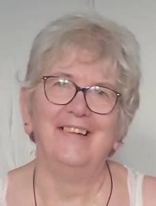 Femme célibataire 69 ans à Vienne