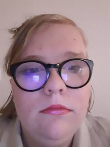 Femme célibataire 18 ans à Vienne