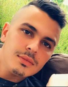 Tu veux prendre contact? célibataire de Orléans