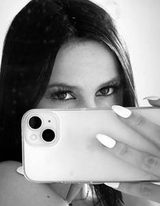 Petite coquine  super chaude à plan-cul-angecourt