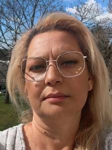 Femme célibataire 42 ans à Evry