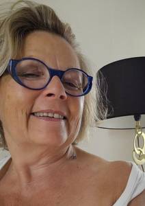 Femme célibataire 64 ans à Perpignan