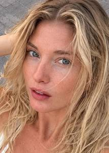 Courtney