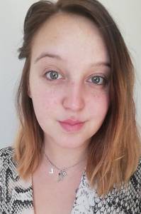Femme célibataire 22 ans à Lille