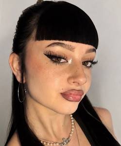 Femme célibataire 24 ans à Rennes