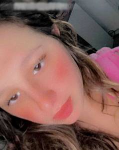 Femme célibataire 22 ans à Marseille