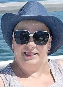 Petite coquine brune de 45ans de Szczecin