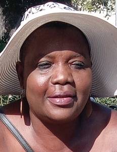 Femme célibataire 51 ans à Reims