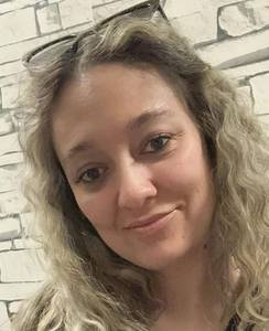 Femme célibataire 34 ans à Annecy