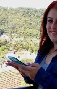 Ariele140, femme coquine de 28 ans - Blumenau