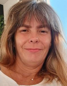 Femme célibataire 46 ans à Fribourg