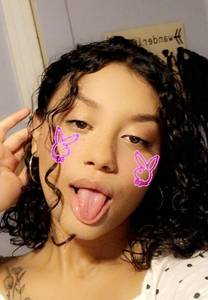 Alyssafabri, femme coquine de 18 ans - Montral
