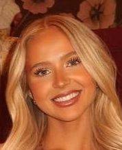 Femme coquine blonde super chaude à plan-cul-vivey