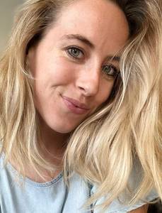 Femme célibataire 30 ans à Angers