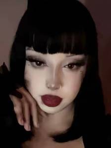 Femme célibataire 20 ans à Toulouse