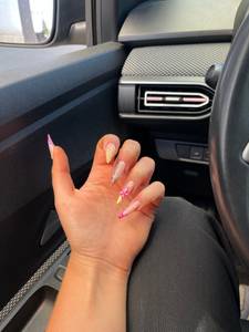 Femme célibataire 24 ans à Clermont-Ferrand