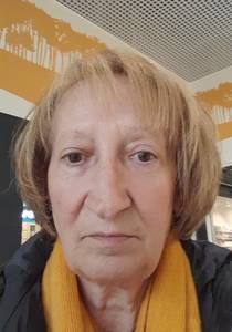 Femme célibataire 67 ans à Dax