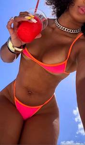 Femme célibataire 19 ans à Paris-20e